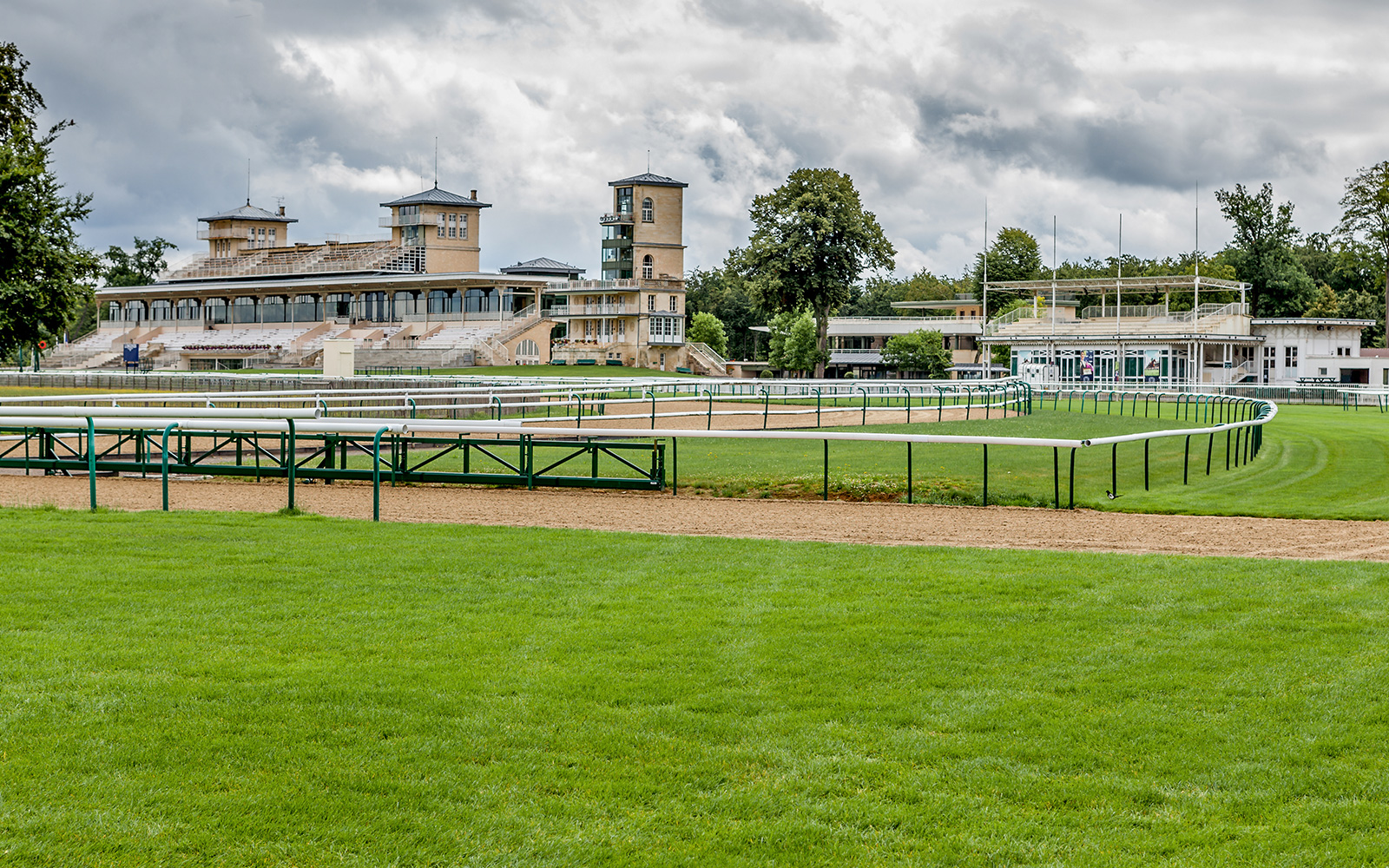 Chateau de Chantilly Garden