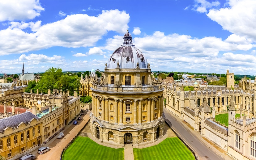 Radcliffe Camera dome and surrounding Bodleian Library buildings in Oxford, England.