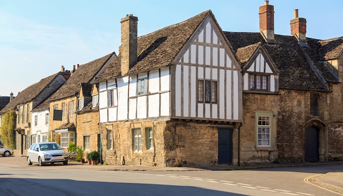 London Travel Guide - Day Trips