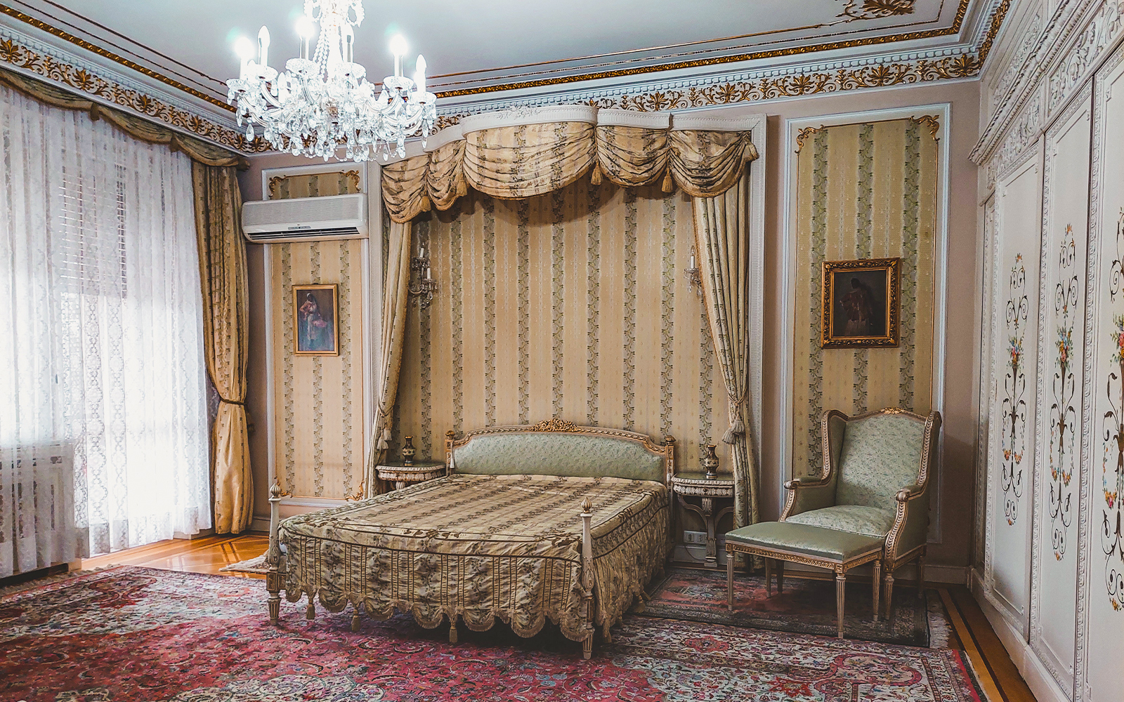 Why Visit the Ceausescu Mansion?