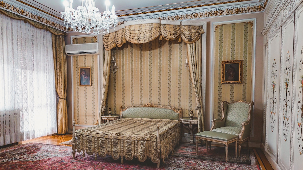 Why Visit the Ceausescu Mansion?