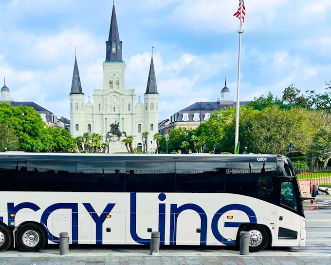 New Orleans City and Cemetery Sightseeing Tour with Garden District Stroll (Product 55201)