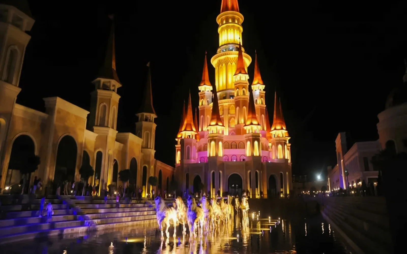 From Alanya: The Land of Legends Night Show and Boat Parade with Round-Trip Hotel Transfers Image 2