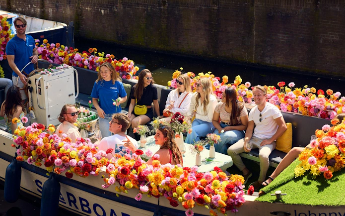 Amsterdam: City Highlights Cruise on a Luxury Flower Boat