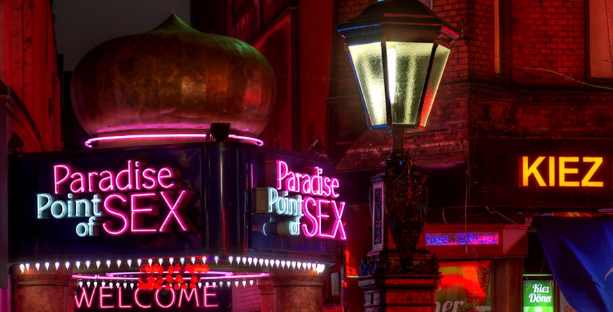 St Pauli And Reeperbahn Tours