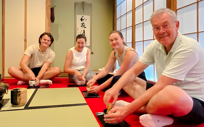 Guests participating in a tea ceremony in Osaka Dotonbori.