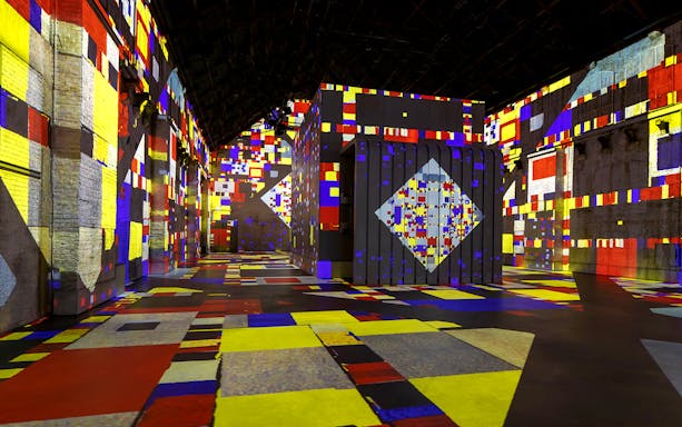 Dutch Masters digital art display at Fabrique des Lumières exhibition.