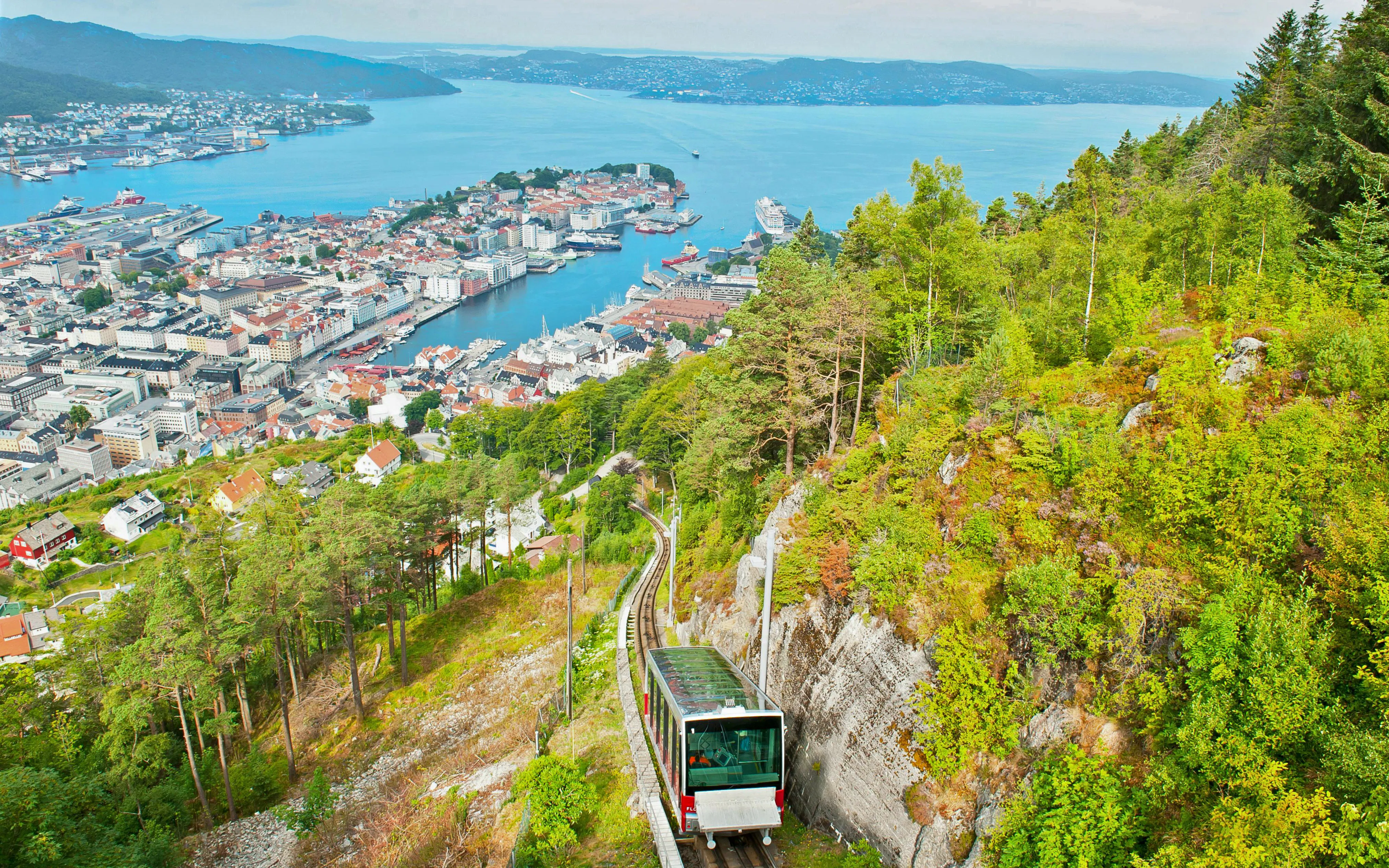 Bergen: Floibanen Funicular Round-Trip Tickets