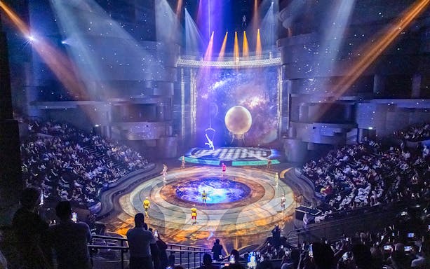 Acrobats performing at La Perle by Dragone in Dubai theater.