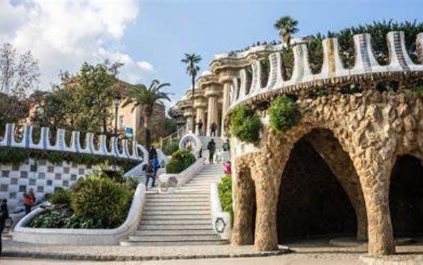 barcelona: park güell-ervaring met audiogids in meerdere talen -4