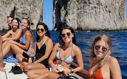 Capri Boat Tour with Swimming Stop, Local Snacks, and Homemade Limoncello