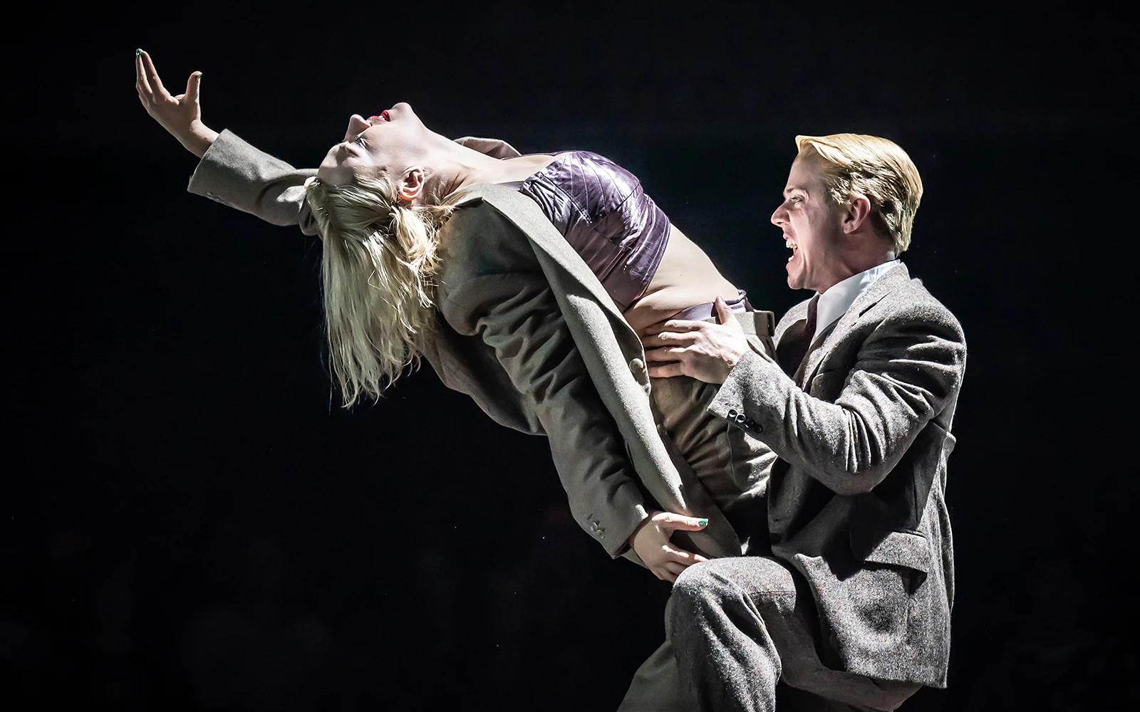 Emma Stone revient sur son interprétation de Sally dans « Cabaret » à Broadway : « La chose la plus difficile que j'aie jamais faite »