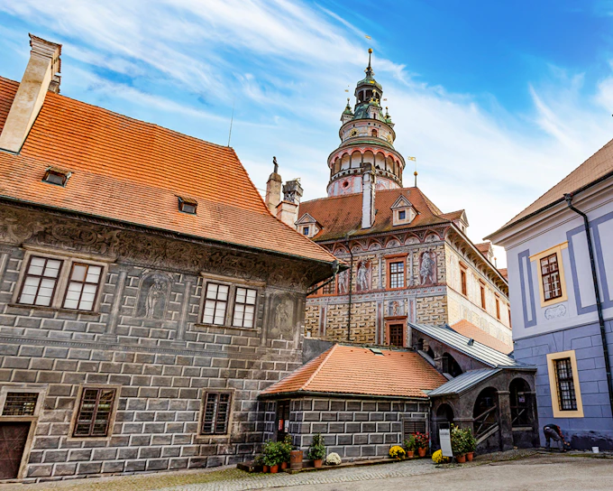 From Prague: Cesky Krumlov Guided Tour with Optional Castle Entry