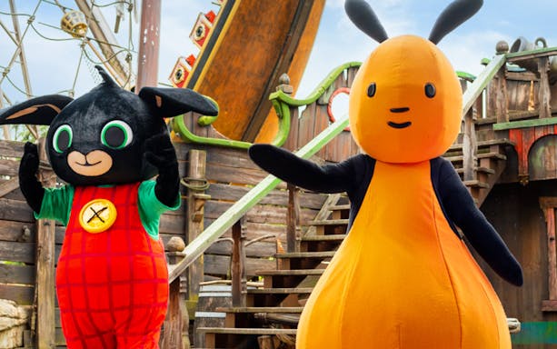 Costumed characters at Leolandia theme park.