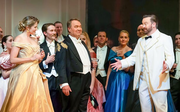Guests in formal attire at NYE La Traviata, Sydney Opera House.