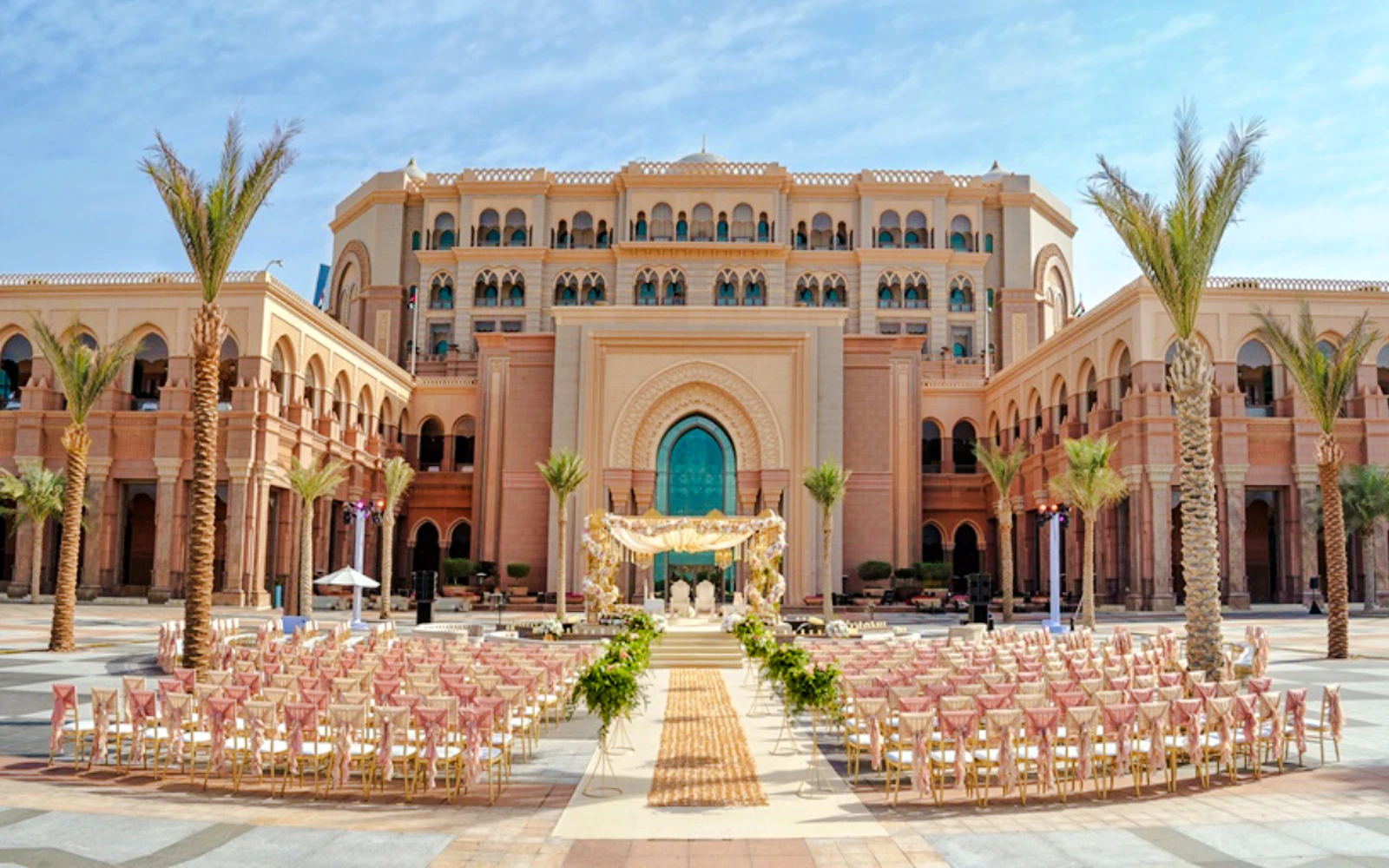 Abu Dhabi City Tour with Sheikh Zayed Grand Mosque and Qasr Al Watan Entry Image 11