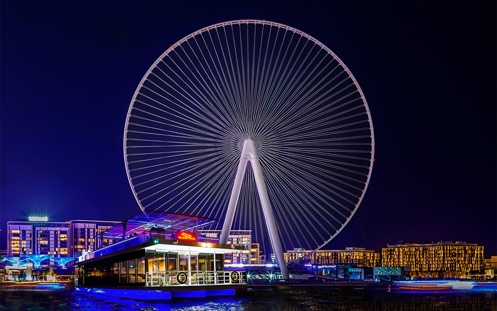 dubai wheel night line