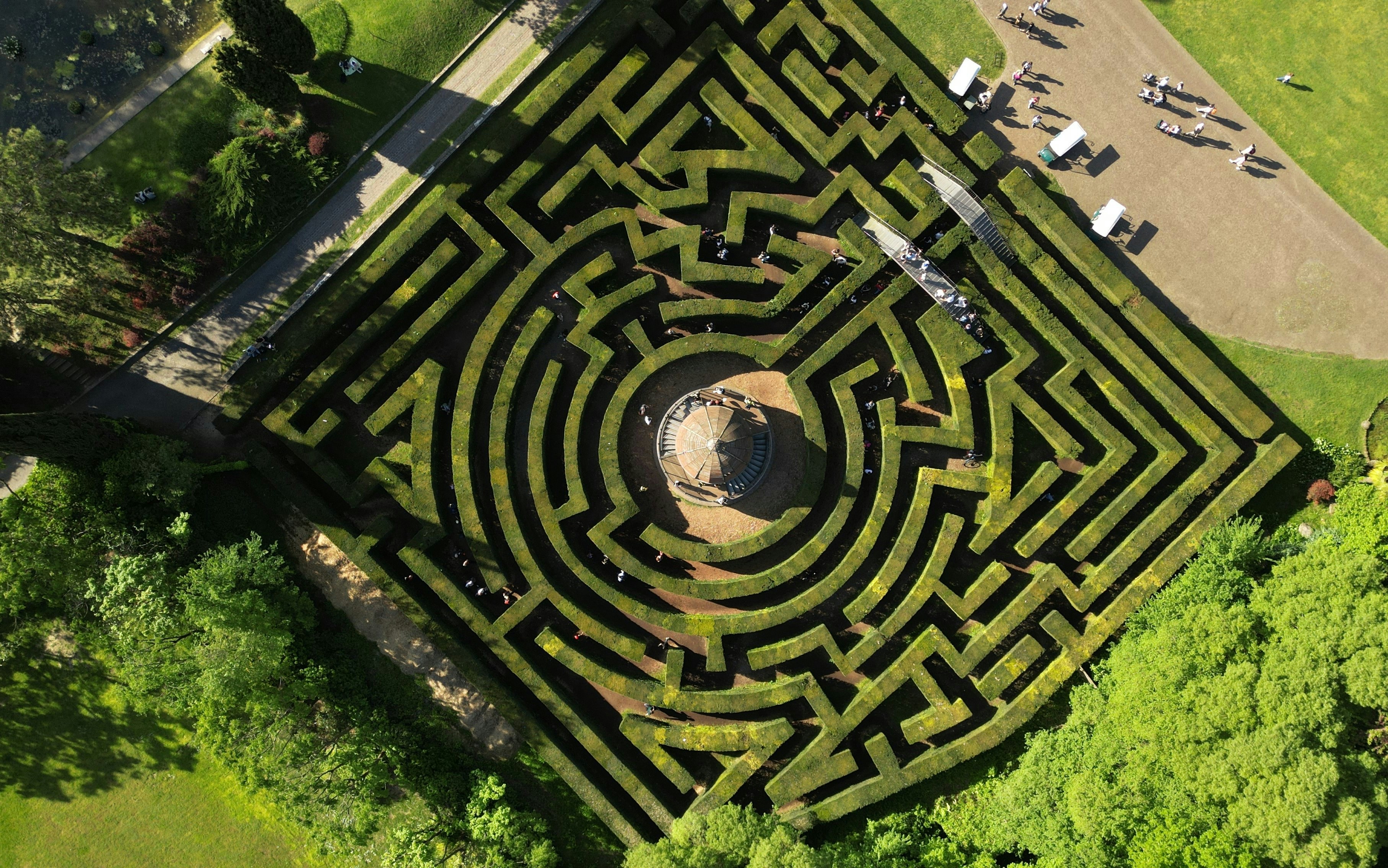 Labyrinth in Sigurta Garden Park, aerial view showing intricate hedge pathways.