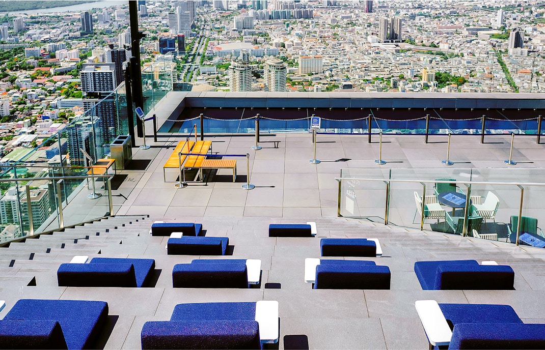 Mahanakhon Skywalk