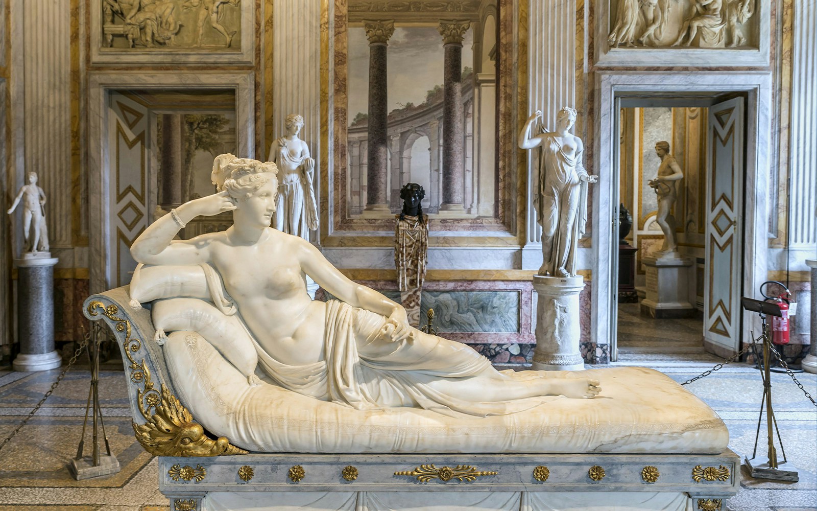 Venus Victrix, Borghese Gallery