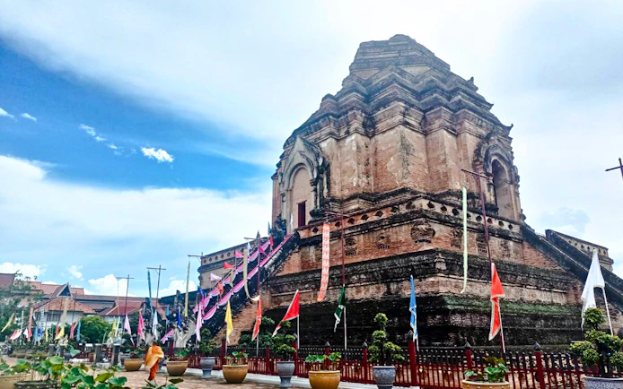 Chiang Mai City and Doi Suthep Private Guided Tour with Trishaw Ride