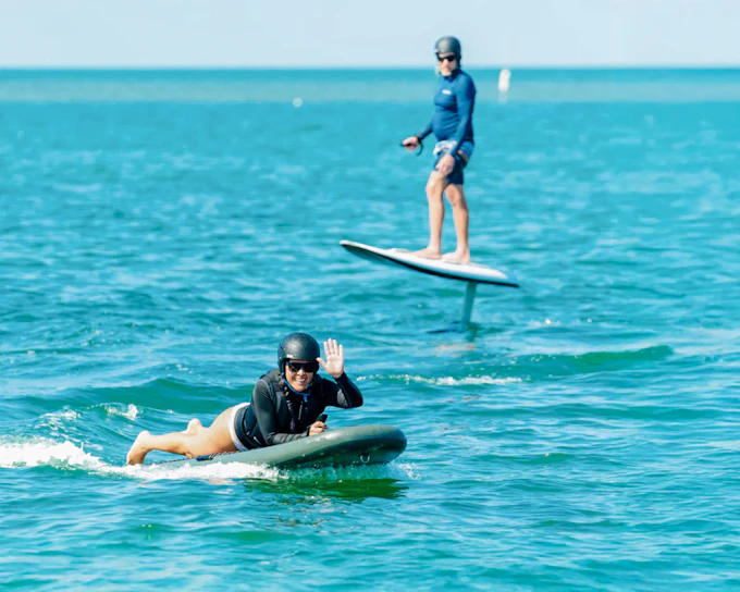 Dubai Marina Wakeboarding, Wakesurfing & E-Foil Experience