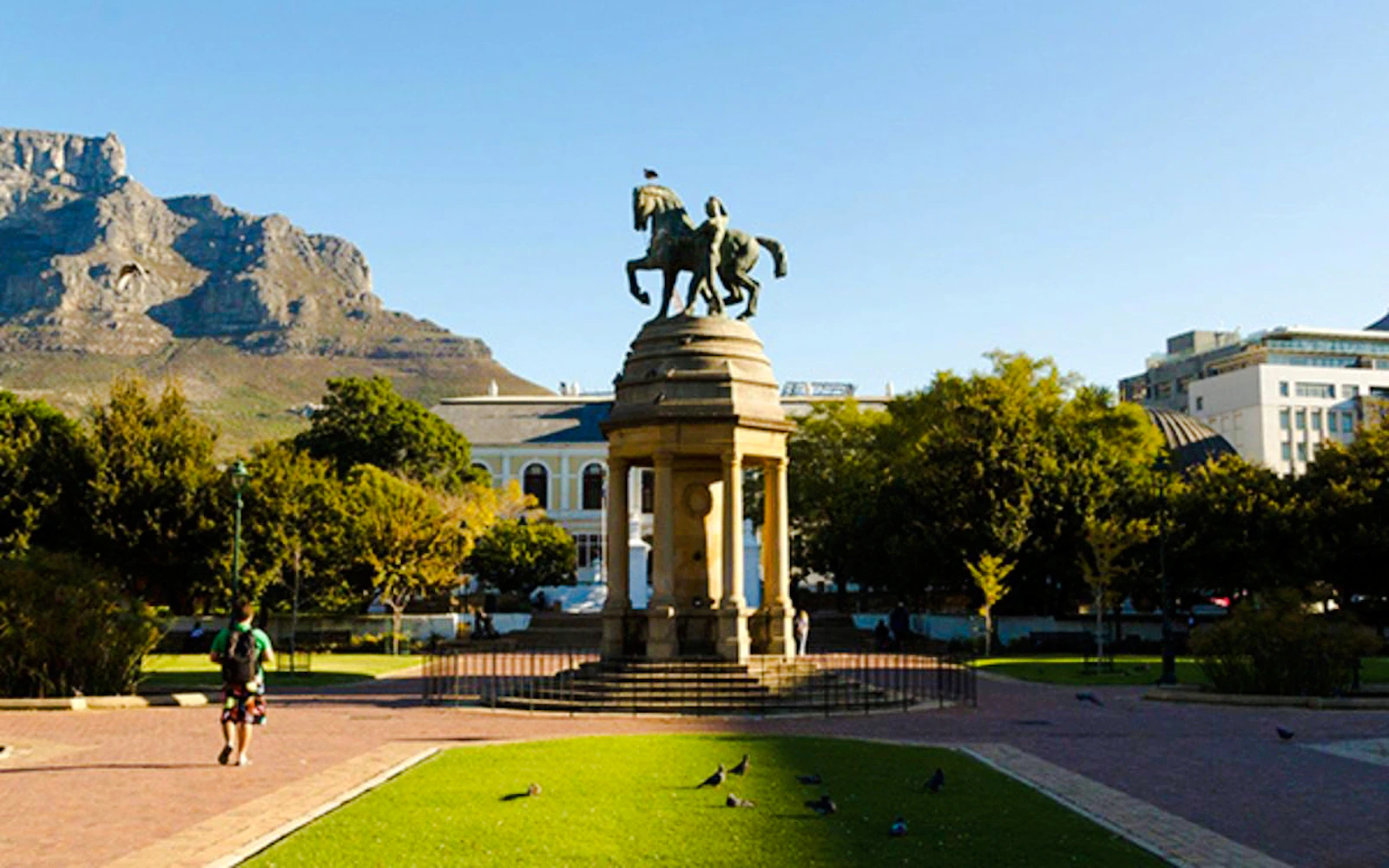 Cape Town Half-Day City Tour with Table Mountain Visit Image 3