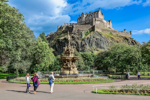 Edinburgh Castle and Royal Mile Guided Tour and Entry Ticket
