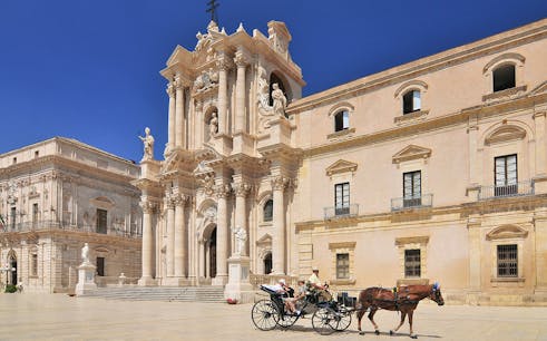 4-hour guided tour of siracusa and ortigia-1