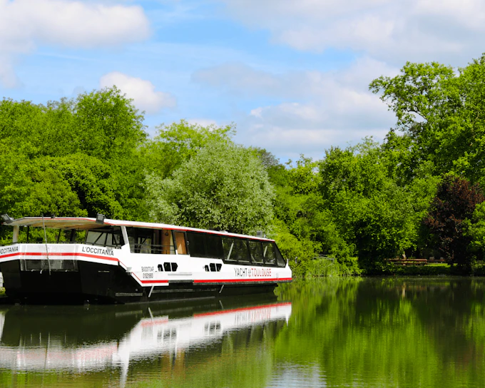 Toulouse Canal du Midi UNESCO Cruise with Guide Commentary