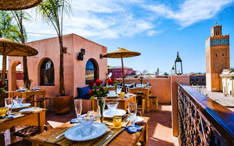 rundgang durch die medina von marrakesch mit besichtigung von dachterrassen und marokkanischem abendessen-3