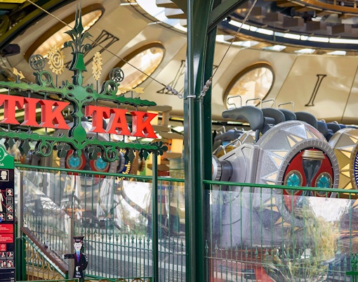 tivoli gardens copenhagen