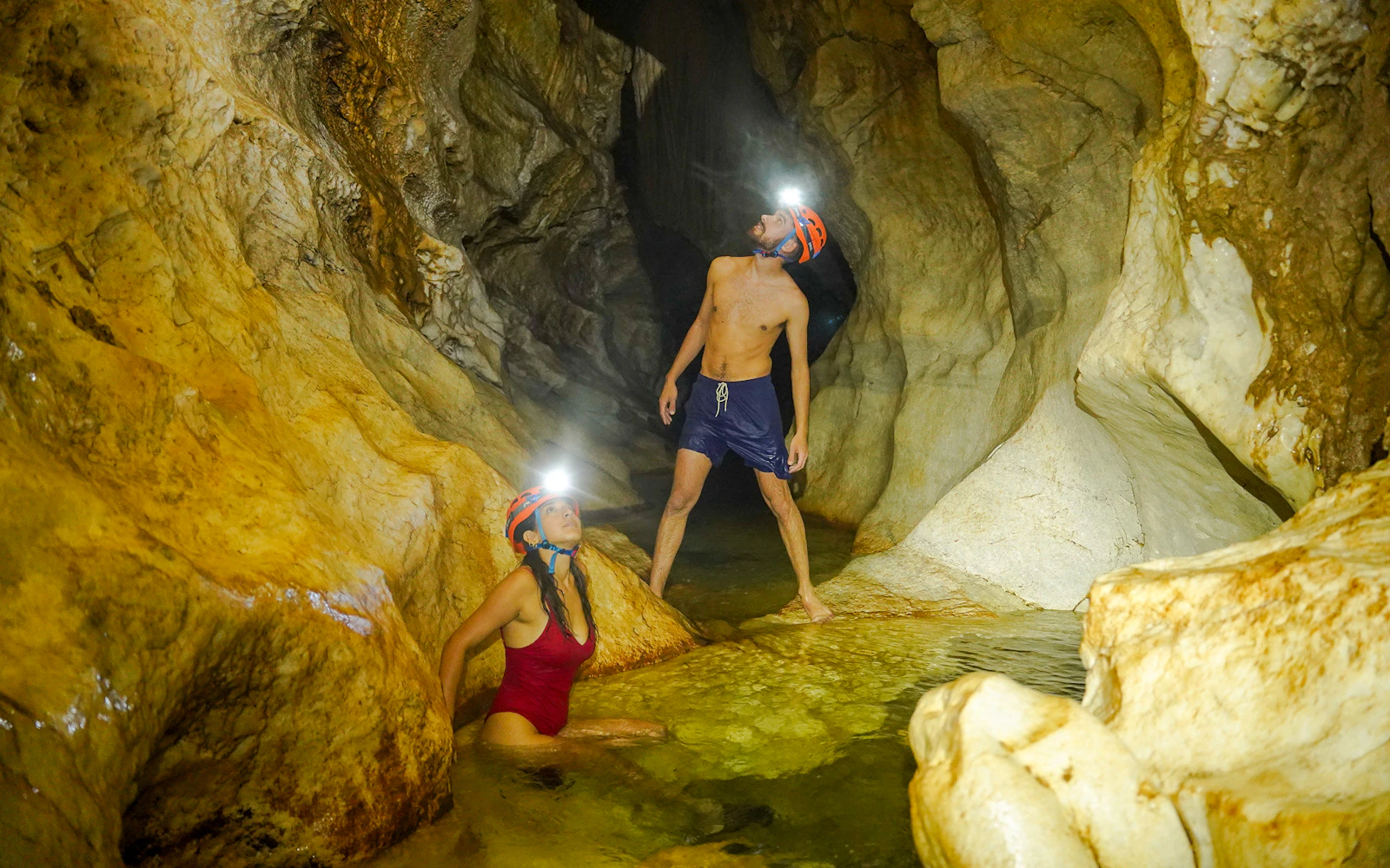 From Hanoi: Ba Be National Park 3-Day Tour with Caving and Kayaking (Product 56663)