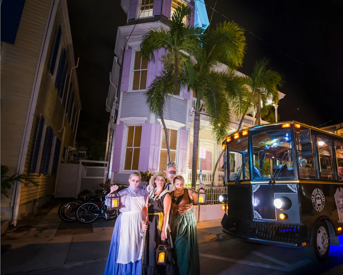 Guided Ghosts & Gravestones Tour of Savannah