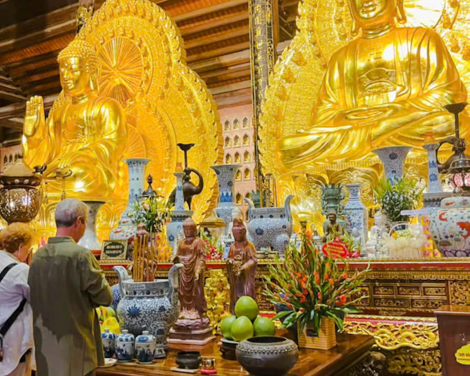 Ninh Binh Cooking Class with Bai Dinh Pagoda Night Tour