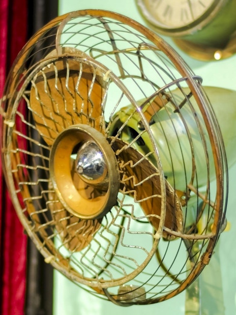 Vintage table fan at Hong Kong Peak Tram & Sky Terrace exhibit.