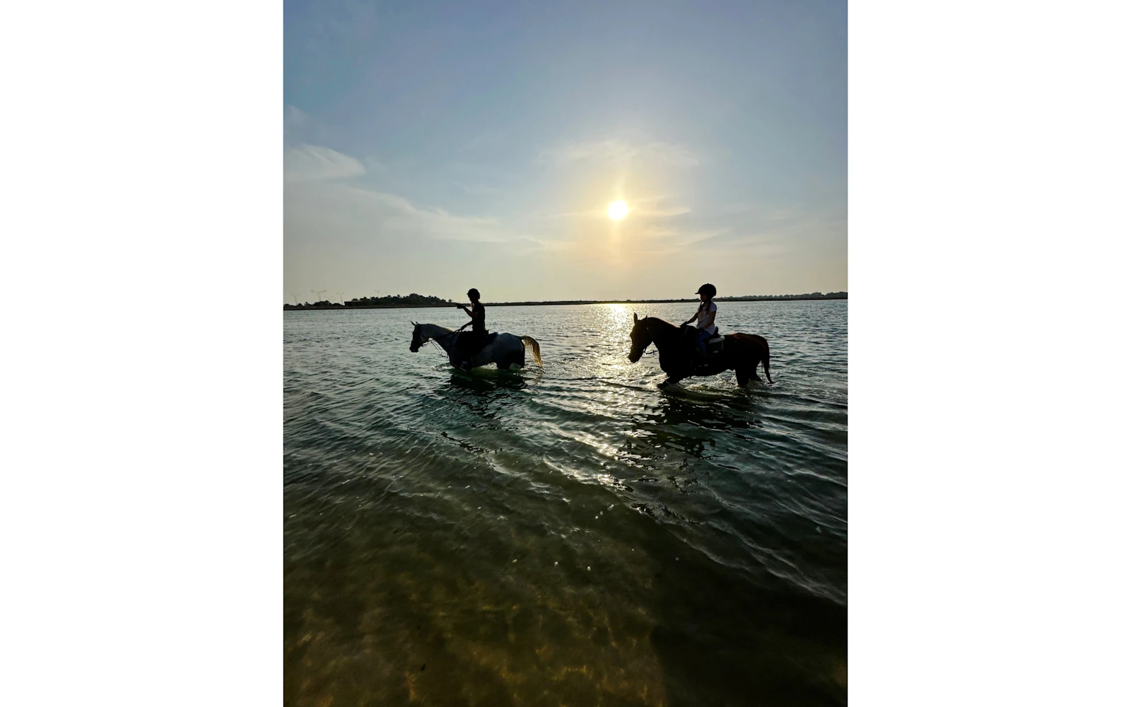 Dubai Beach Horse Riding with Private Picnic for Two