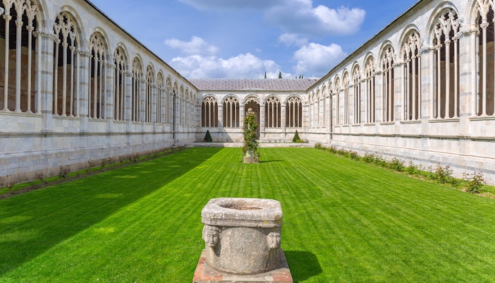 torre inclinada de pisa Campo Santo