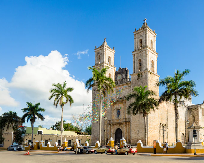 From Playa del Carmen: Chichén Itzá, Cenote & Valladolid Tour with Lunch (No Taxes)