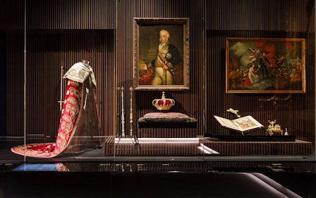Skip-the-Line Tickets to the Royal Treasure Museum