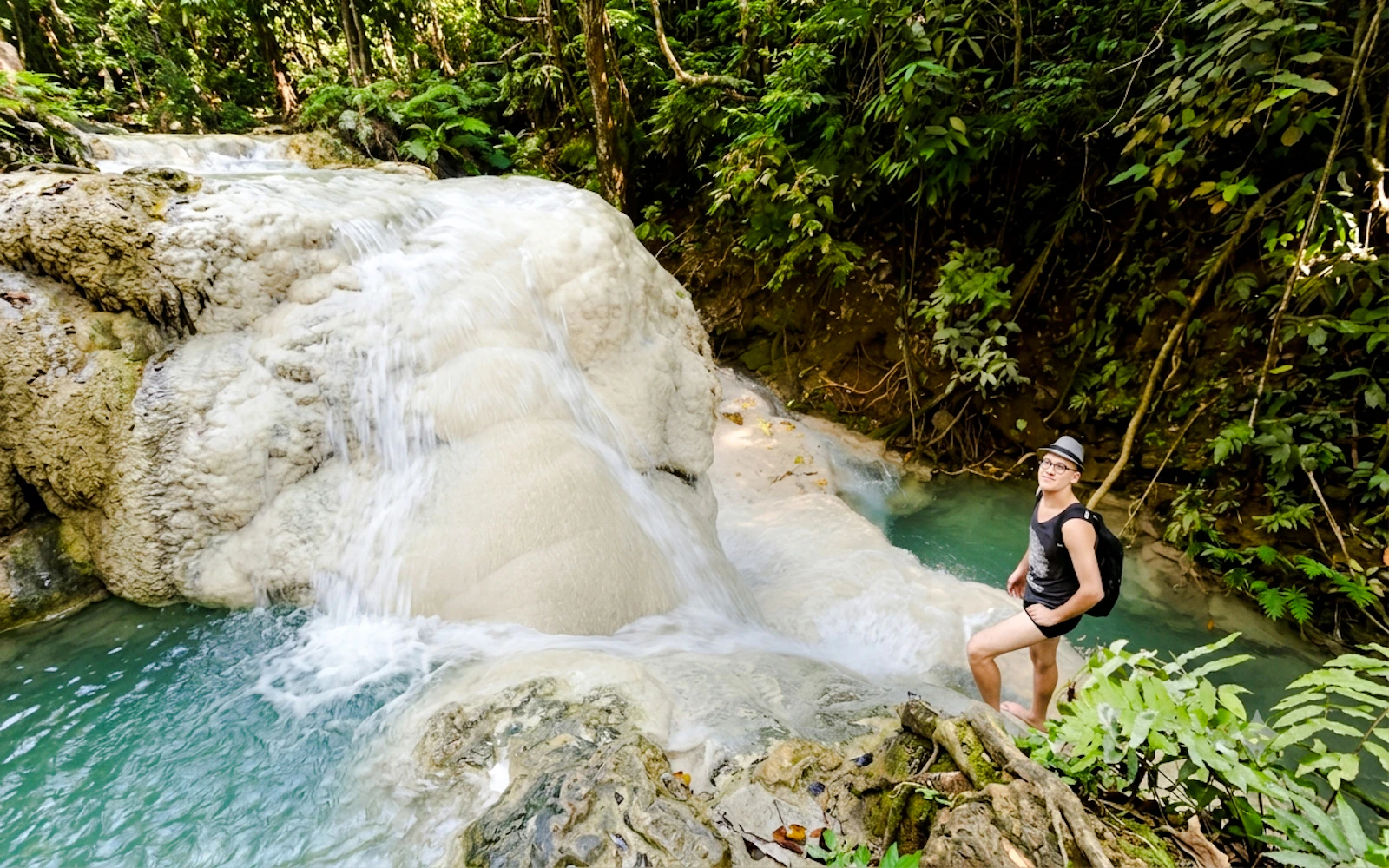 From Chiang Mai: Bua Thong Sticky Waterfalls and Chet Si Fountain Small-Group Tour Image 4
