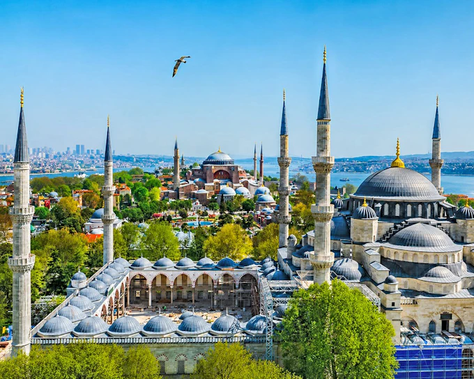 Hagia Sophia, Blue Mosque & Basilica Cistern Small Group Guided Tour