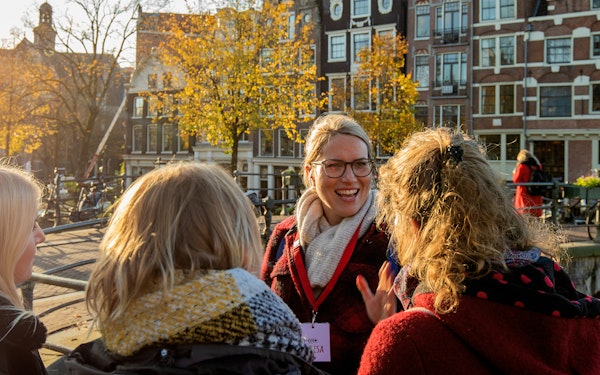 Amsterdam Cultural & Historical Walking Tour in German or English