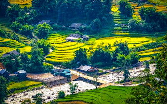 from sapa town: small-group guided trek to y linh ho, lao chai and ta van-1