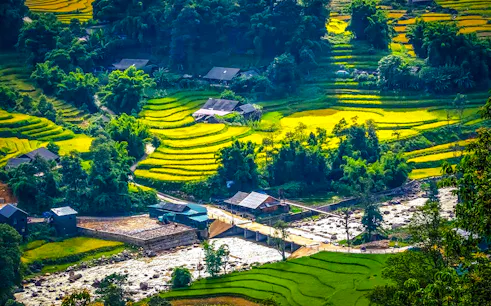 from sapa town: small-group guided trek to y linh ho, lao chai and ta van-1