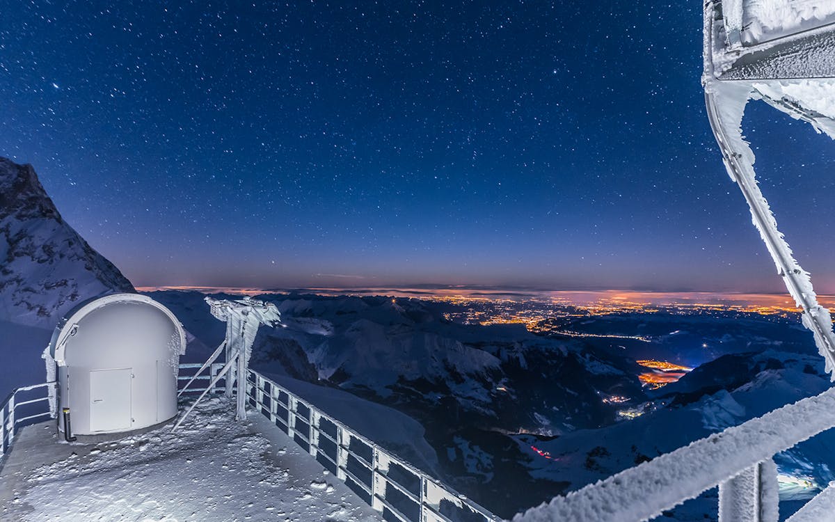 Sphinx Observatory Jungfraujoch - night view