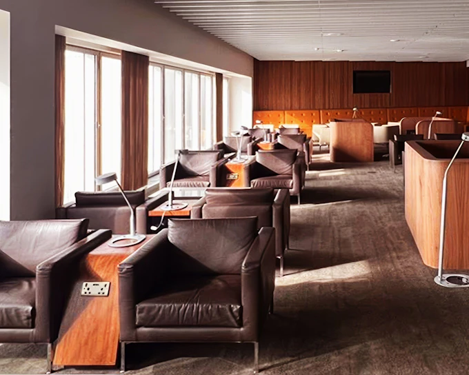 London Heathrow Airport: Blush Lounge by Plaza Premium at Terminal 4