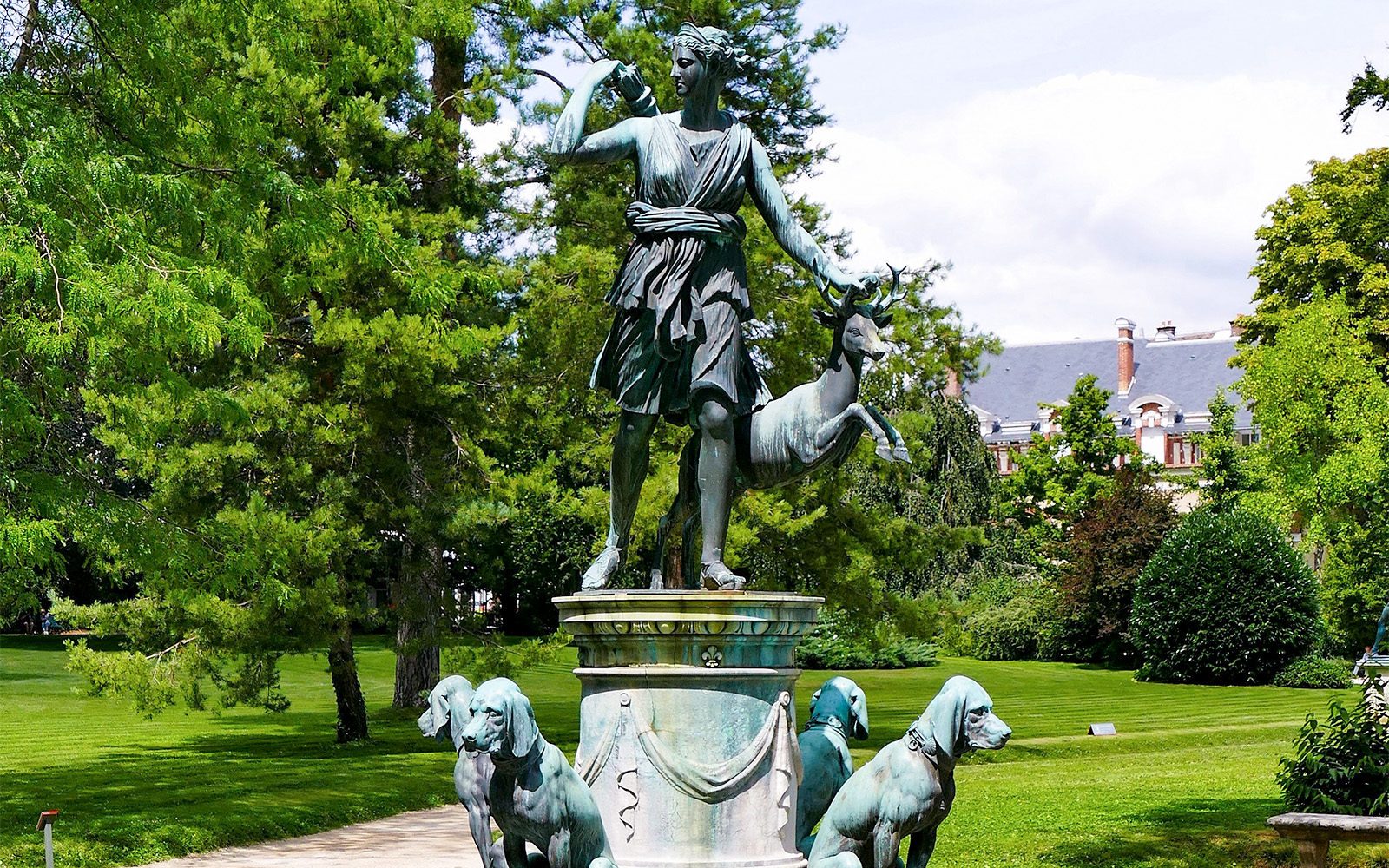Chateau de Fontainebleau - Accessibility