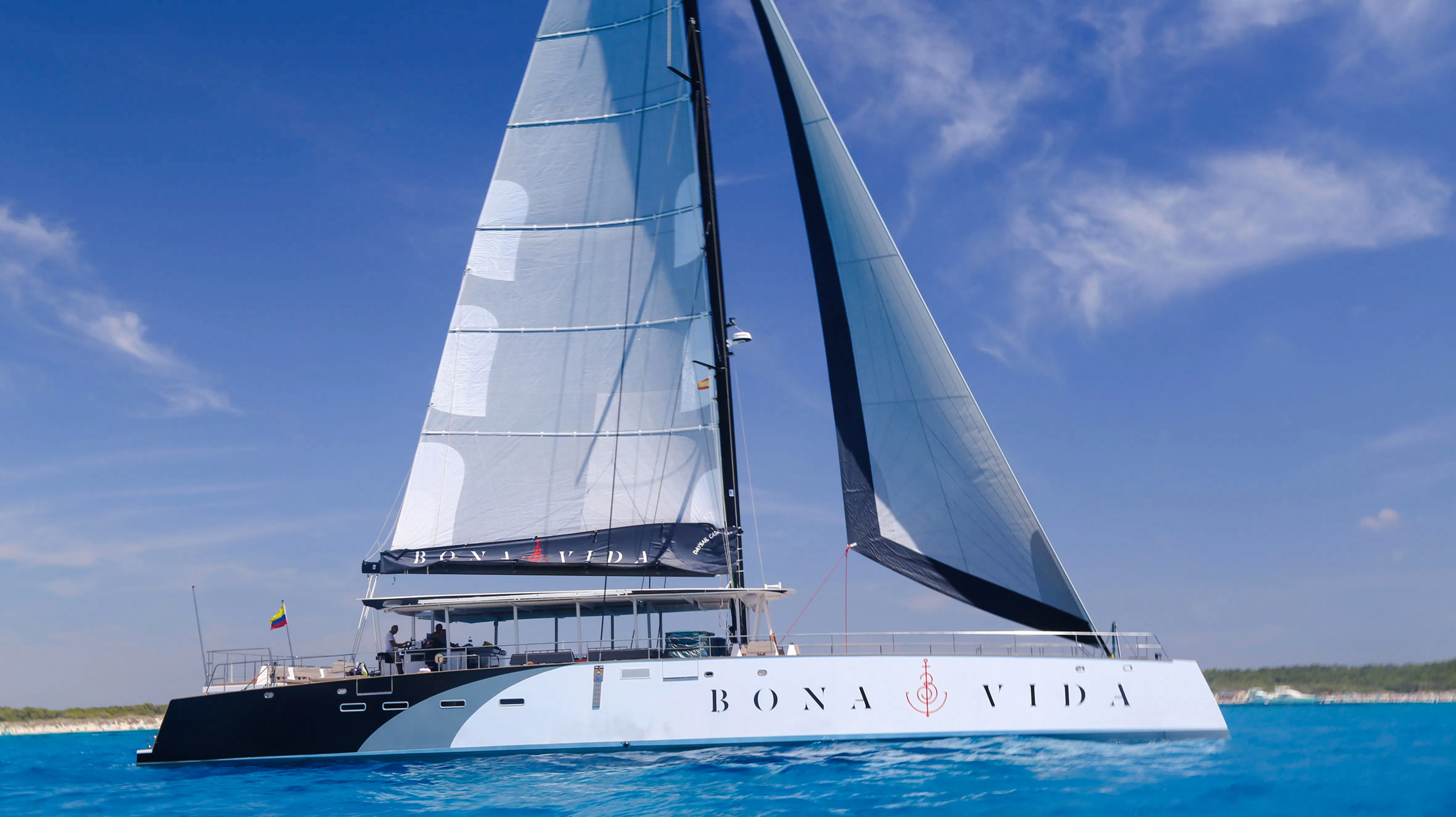 Catamaran sailing on blue waters during the Sunset Open Bar Tour in Cartagena.