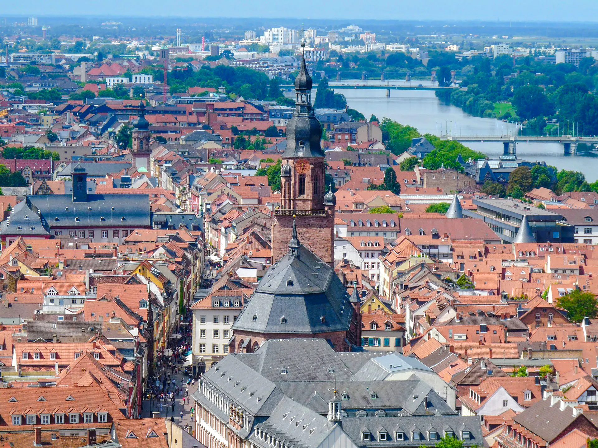 Heidelberg Old Town Private Walking Tour with Castle Entry